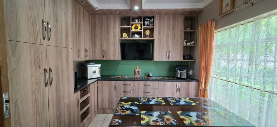 4 Bedroom Property for Sale in Jan Cillierspark Free State